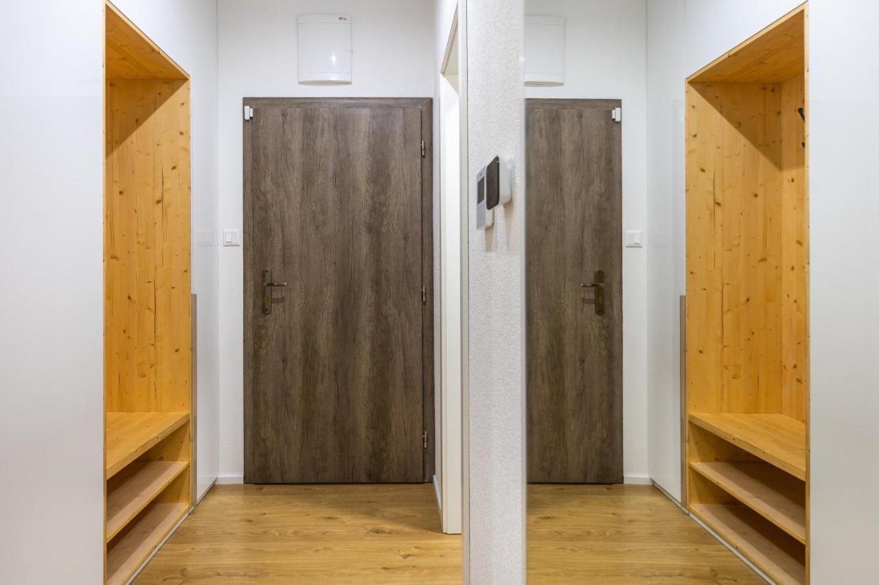 Apartment Lucnica *